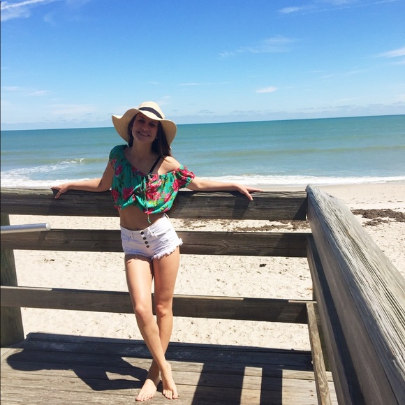 Floral Crop Top - Picture 5 of 5